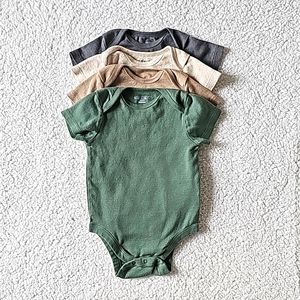 OLD NAVY BABY ONESIE BUNDLE 12-18 M